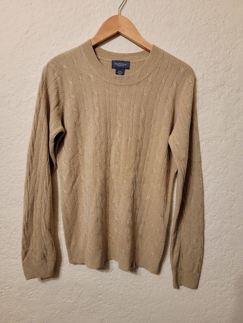 Van Heusen Women's Camel Crew Neck Cable Knit Sweater Sz M